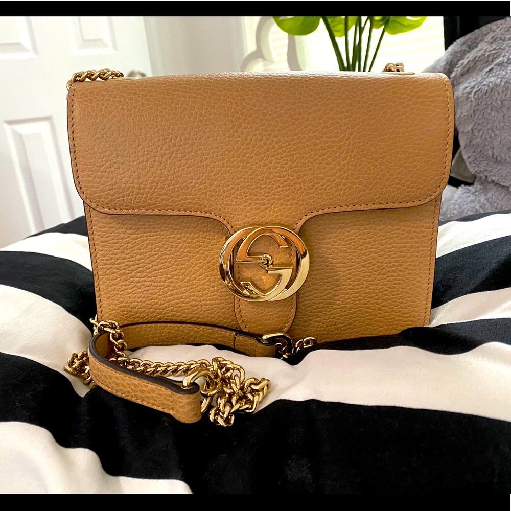Gucci Dollar Calfskin leather Interlocking G.